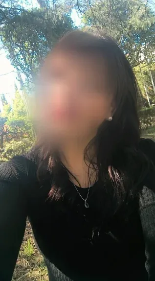 Lilly, 34