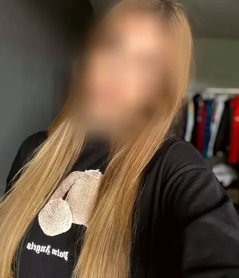 Petra, 28