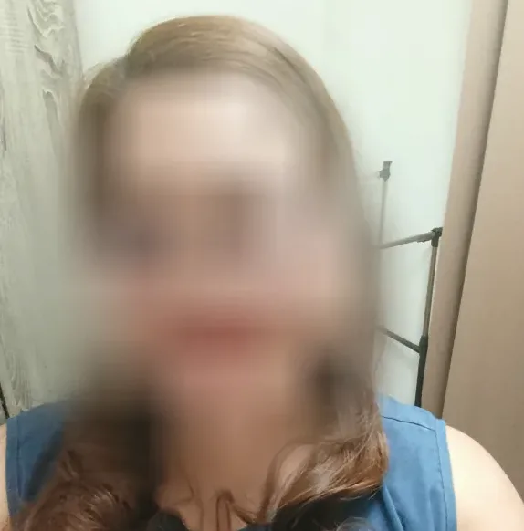 Sarah, 31