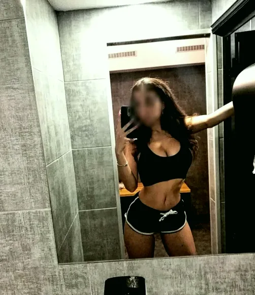 Silvia, 31