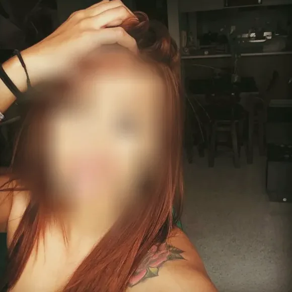 Vanessa, 37